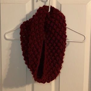 ✨MAROON KNIT SCARF✨